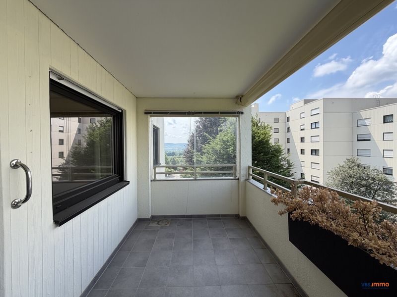 Großzügige 3-Zi.-Wohnung mit Garage & überdachtem Balkon
